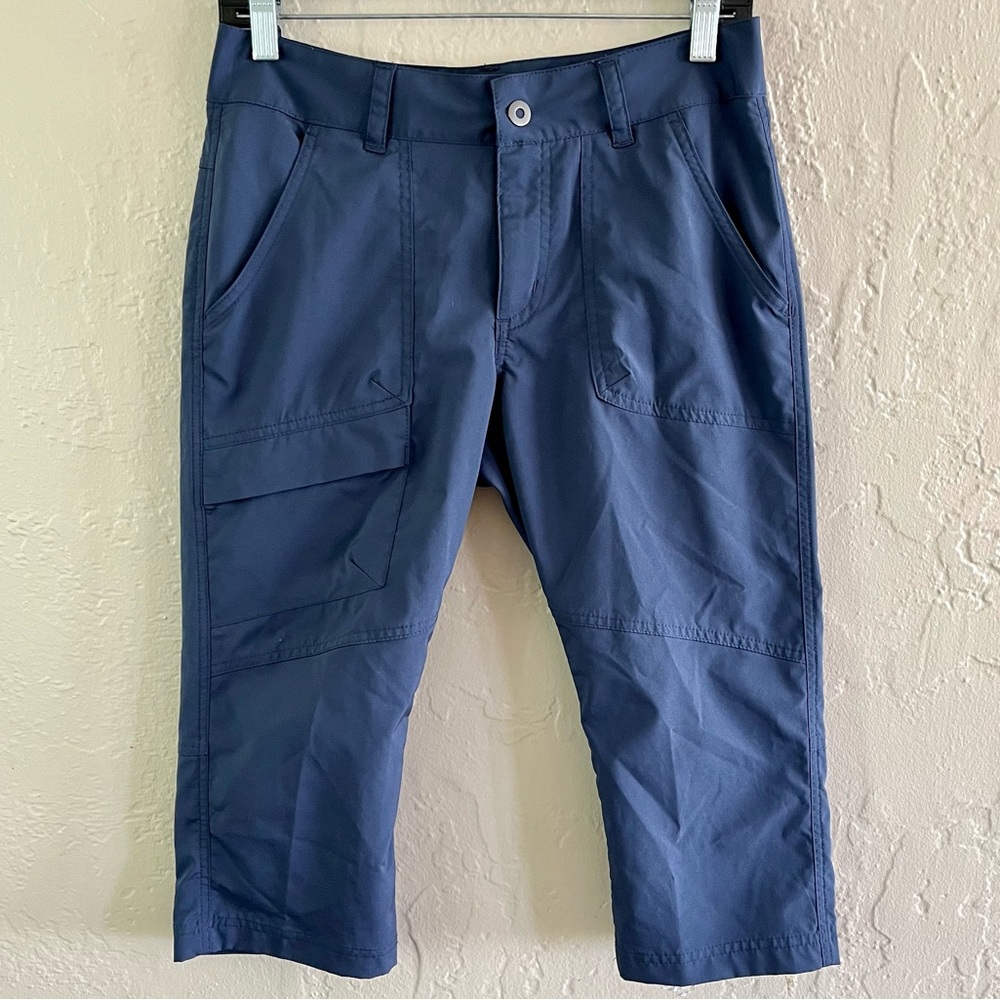 Columbia Omni-shield Advanced Repellency capri pants Size 4 Blue